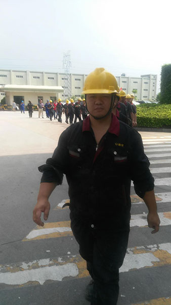 安全、環(huán)保、社會責(zé)任及團隊培訓(xùn) 安全、環(huán)保、社會責(zé)任及團隊培訓(xùn)